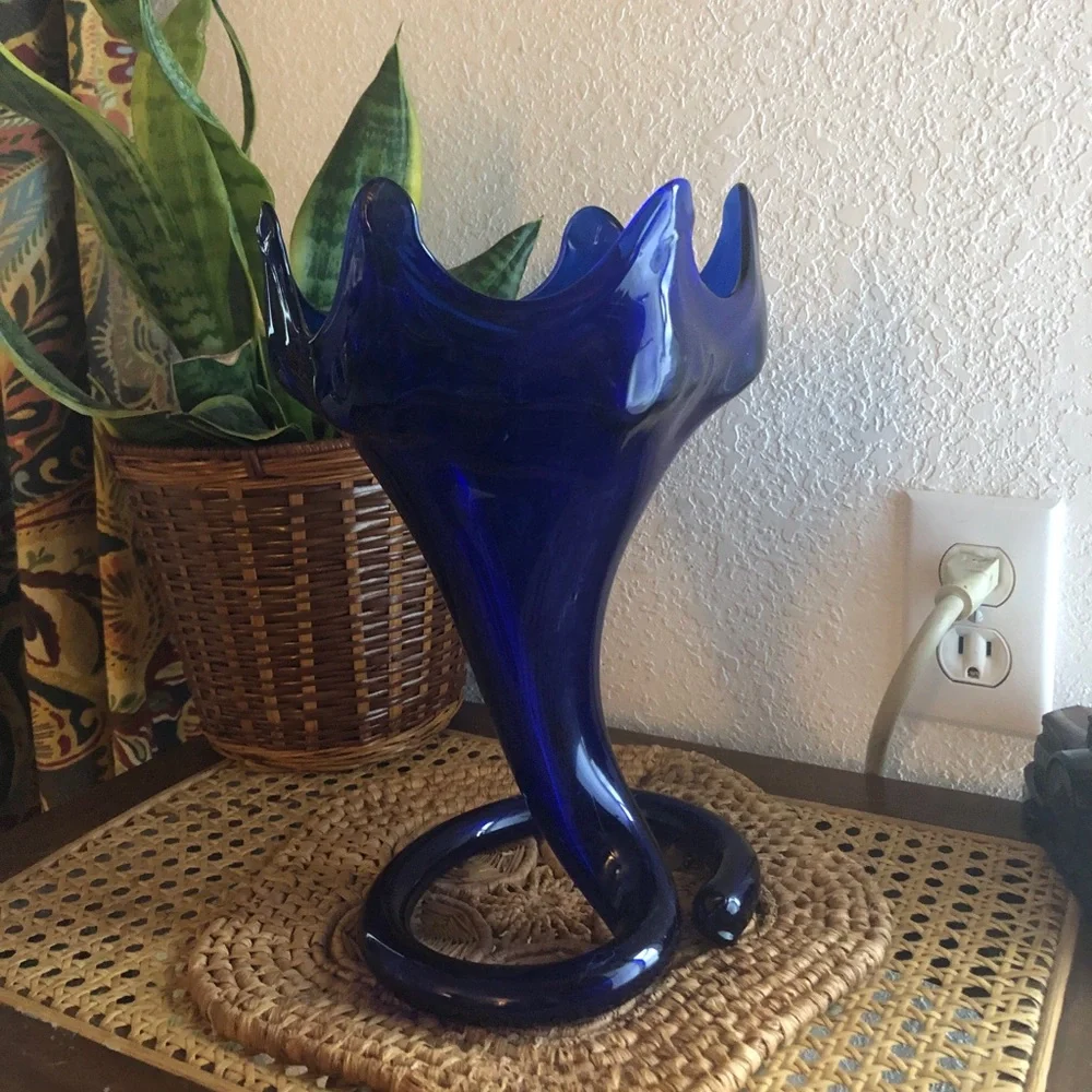 Handblown Large Flowering Cobalt Blue Coiled Vase Mid-Century Modern - Picture 2 of 14